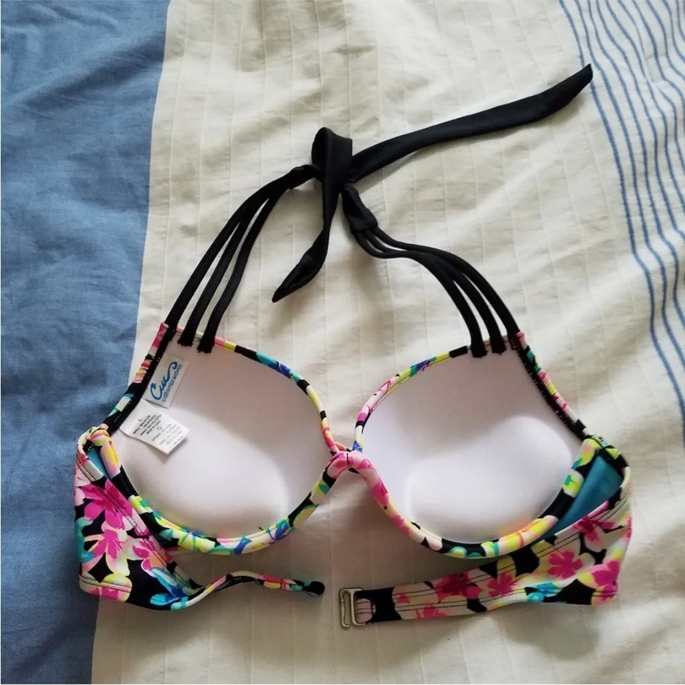 Sexy Black Floral Halter Push-up Bikini Top California Waves